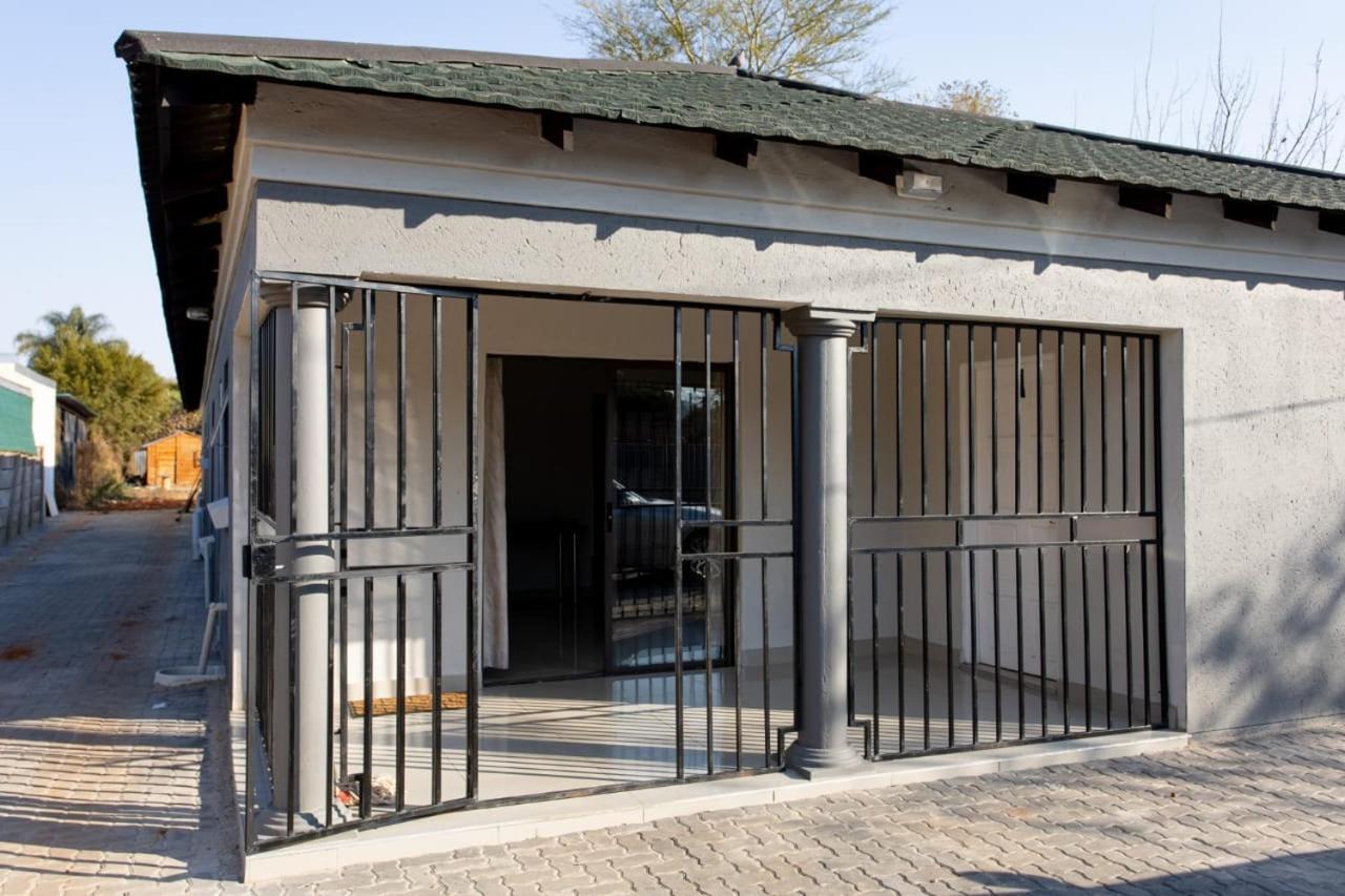 The Hide On Claremont Aparthotel Pretoria Exterior photo